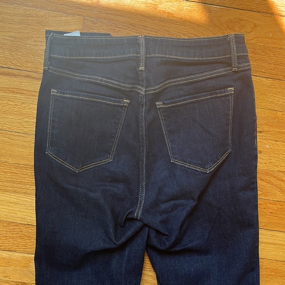 Old navy skinny jeans - Picture 4 of 4